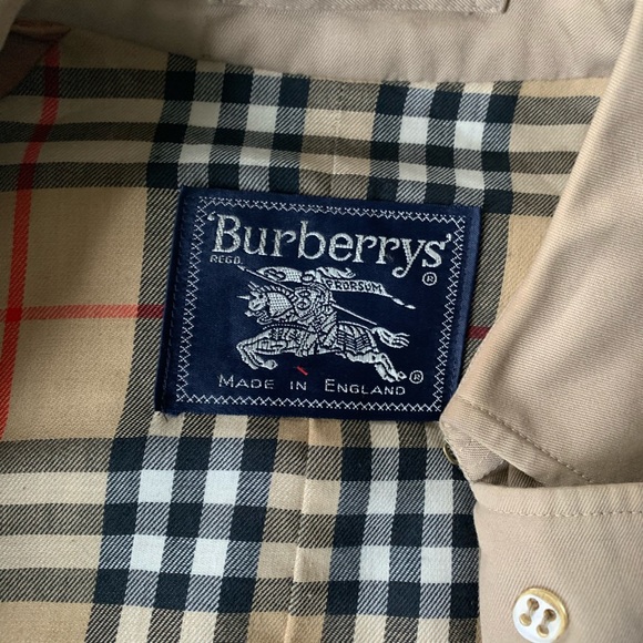Burberry’s London Vintage Trench - - Picture 13 of 16